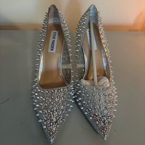 Steve Madden Shoes - Steve Madden Various Clear Rhinestones Studded Pump‎